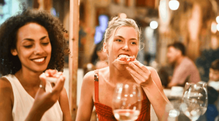 Conheça esses truques de restaurante para economizar dinheiro