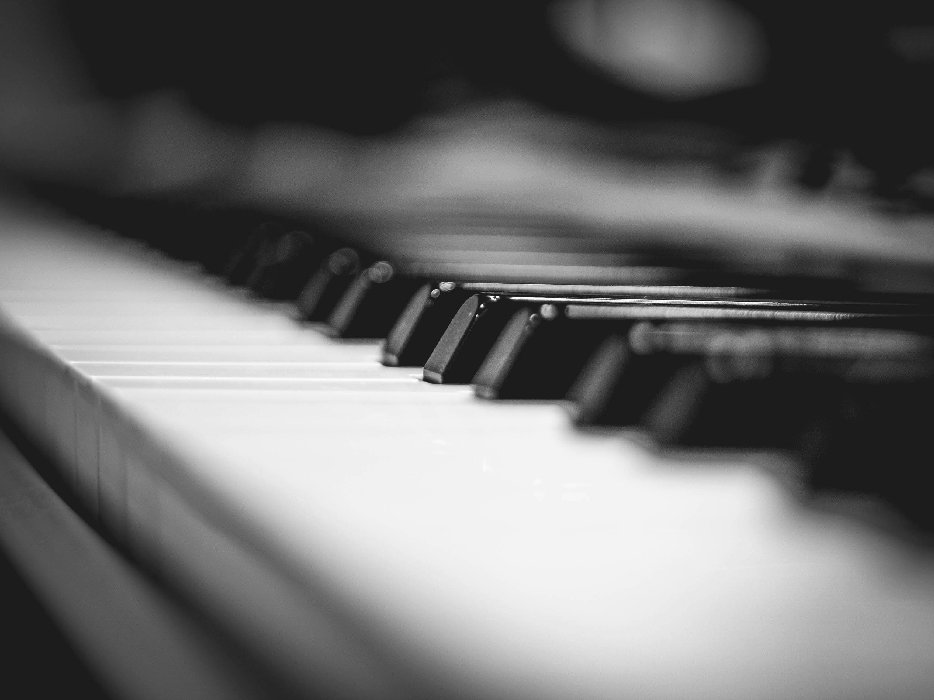 Descubra estes aplicativos para tocar piano no celular